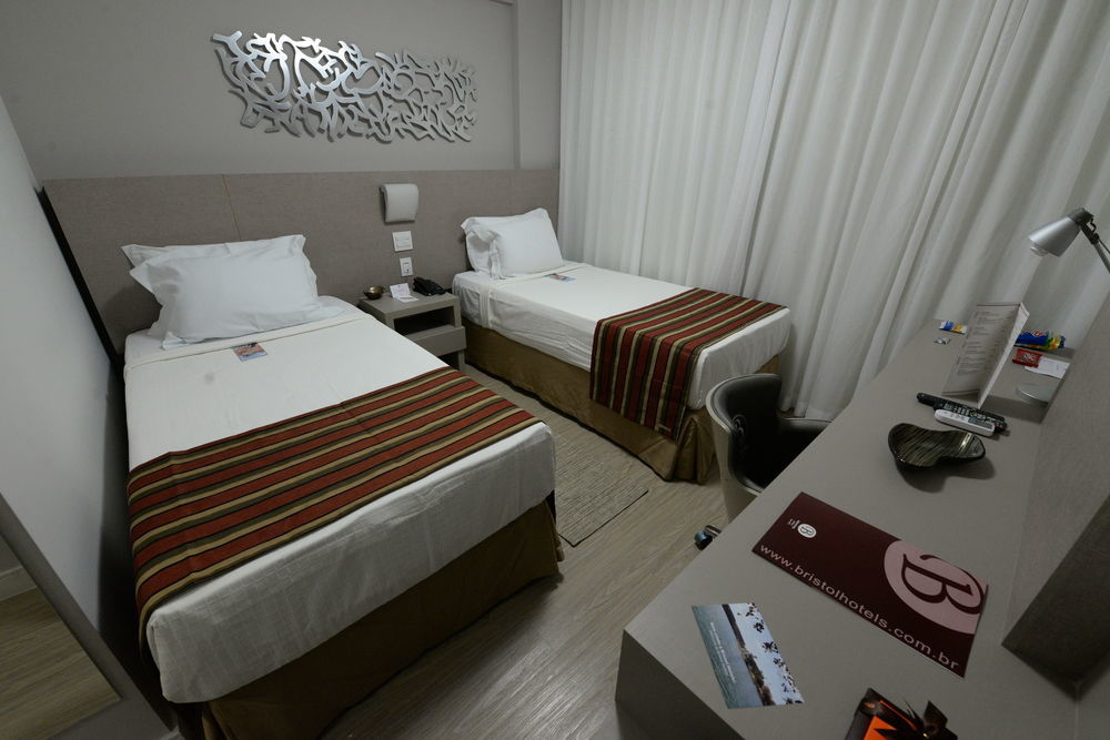Hotel Beaga Convention Expominas By Mhb Belo Horizonte Eksteriør bilde